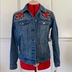 Denim jacket with studs and rose embroidery